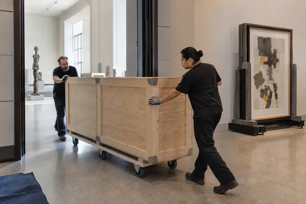 Application illustration: Artwork & exhibition shipments